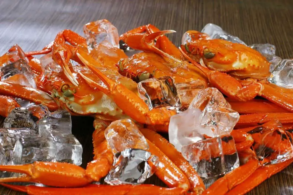 Snow crab for kani sushi - what is kani sushi? 6 types of crab sushi to know